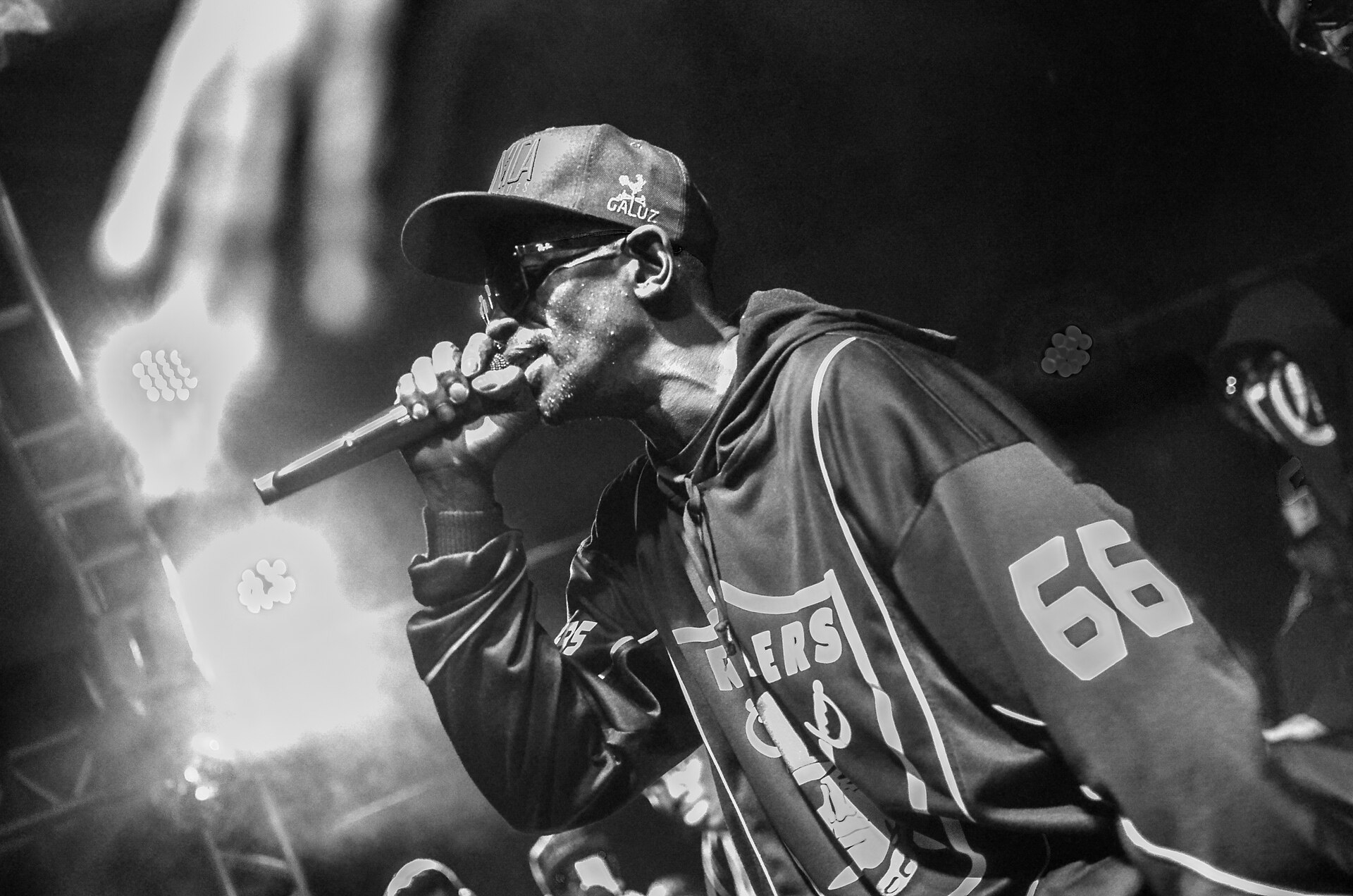 Imagem de referência de Dum-Dum, descrito nos dados abertos como rapper brasileiro (1969–2023)