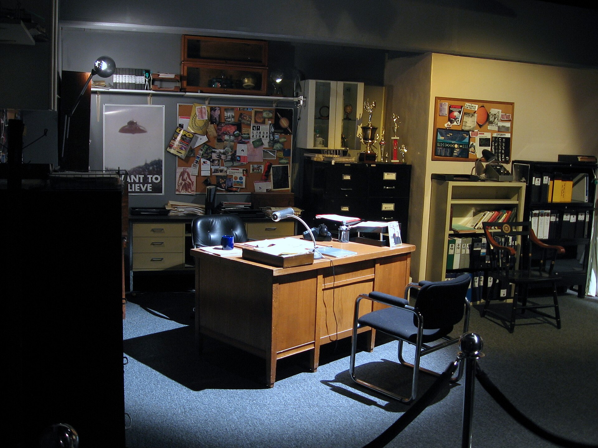 Imagem de referência de The X-Files, descrito nos dados abertos como série televisiva americana