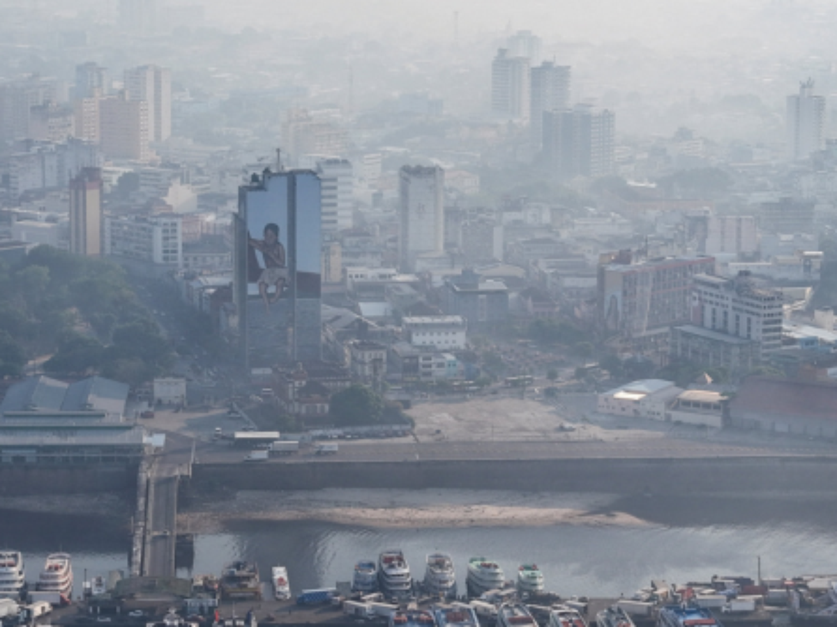 Fumaça volta a cobrir cidades do Amazonas, e Manaus registra pior qualidade do ar