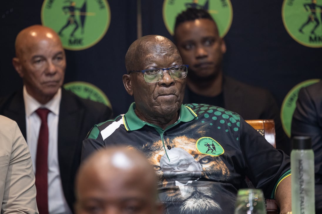O interesse público pela saúde de Zuma 'não supera a privacidade', diz Ntshavheni