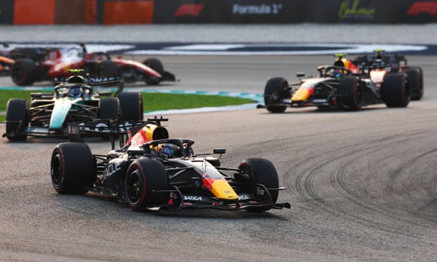 A vitória de Verstappen em Sepang deve servir como um aviso para os rivais da Red Bull