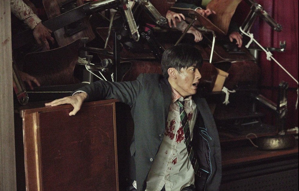 All Of Us Are Dead é uma série coreana que se passa em um apocalipse zumbi — Foto: Divulgação/IMDb