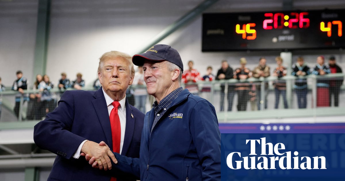 Trump convida os alascenses a votar no 'verdadeiro' Dan Sullivan em uma disputa apertada nas eleições intermediárias