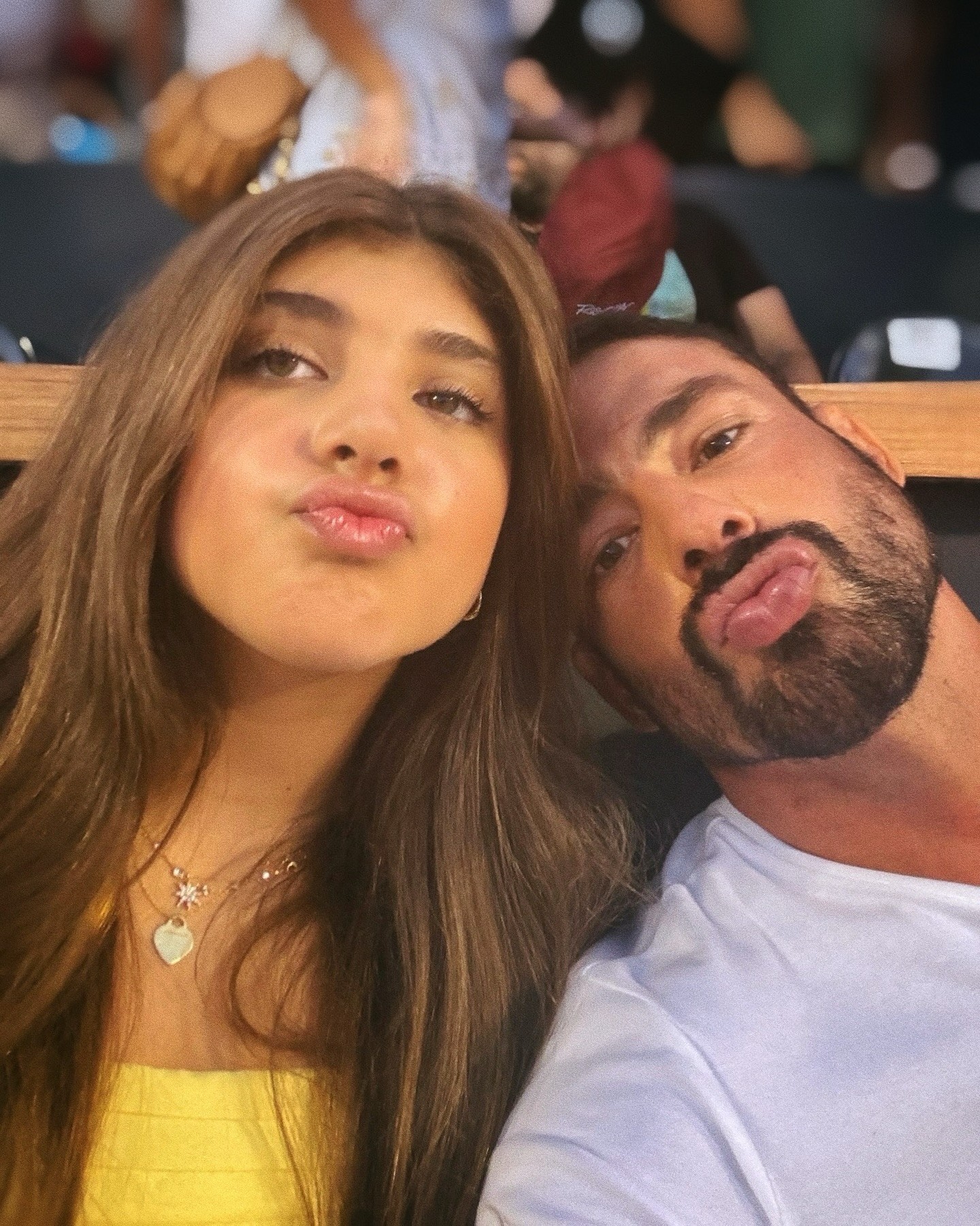 Cauã Reymond fala sobre a adolescência da filha: 'Namorada ou namorado, que leve lá para casa'