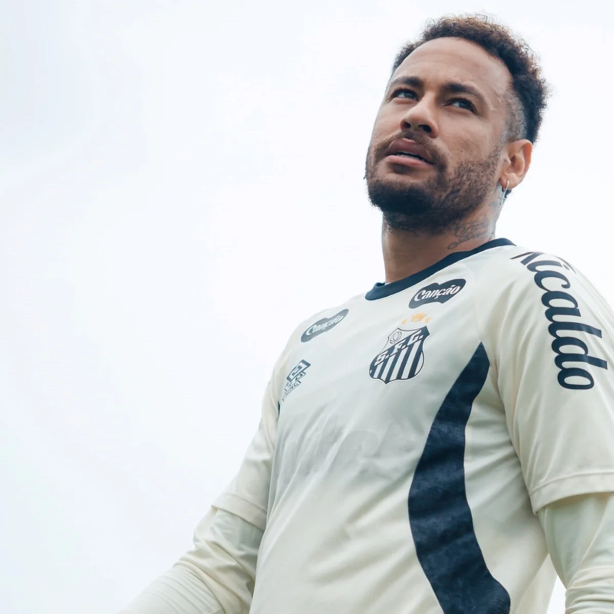 Em parceria com a NR Sports, Santos anuncia novo patrocinador