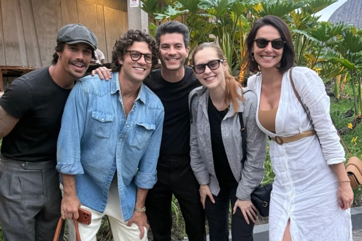 Lua Blanco: foto de reencontro do elenco de Rebelde em velório comove fãs