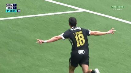 Aos 51 min do 2º tempo - gol de dentro da área de Thiago Borbas do Atlético-MG contra o Santos
