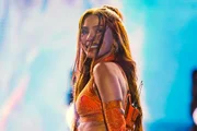 Incomodada, Anitta reclama de comportamento de Jayder Soares na Grande Rio