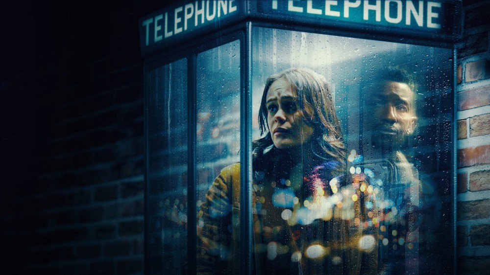 Arquivo 81 mostra a conexão entre duas pessoas investigando um mesmo caso em períodos distintos — Foto: Divulgação/Netflix